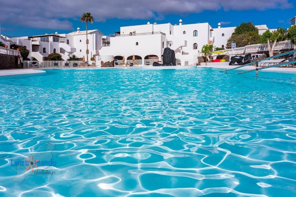 Kiara Vivienda Vacacional Costa Teguise Exteriör bild